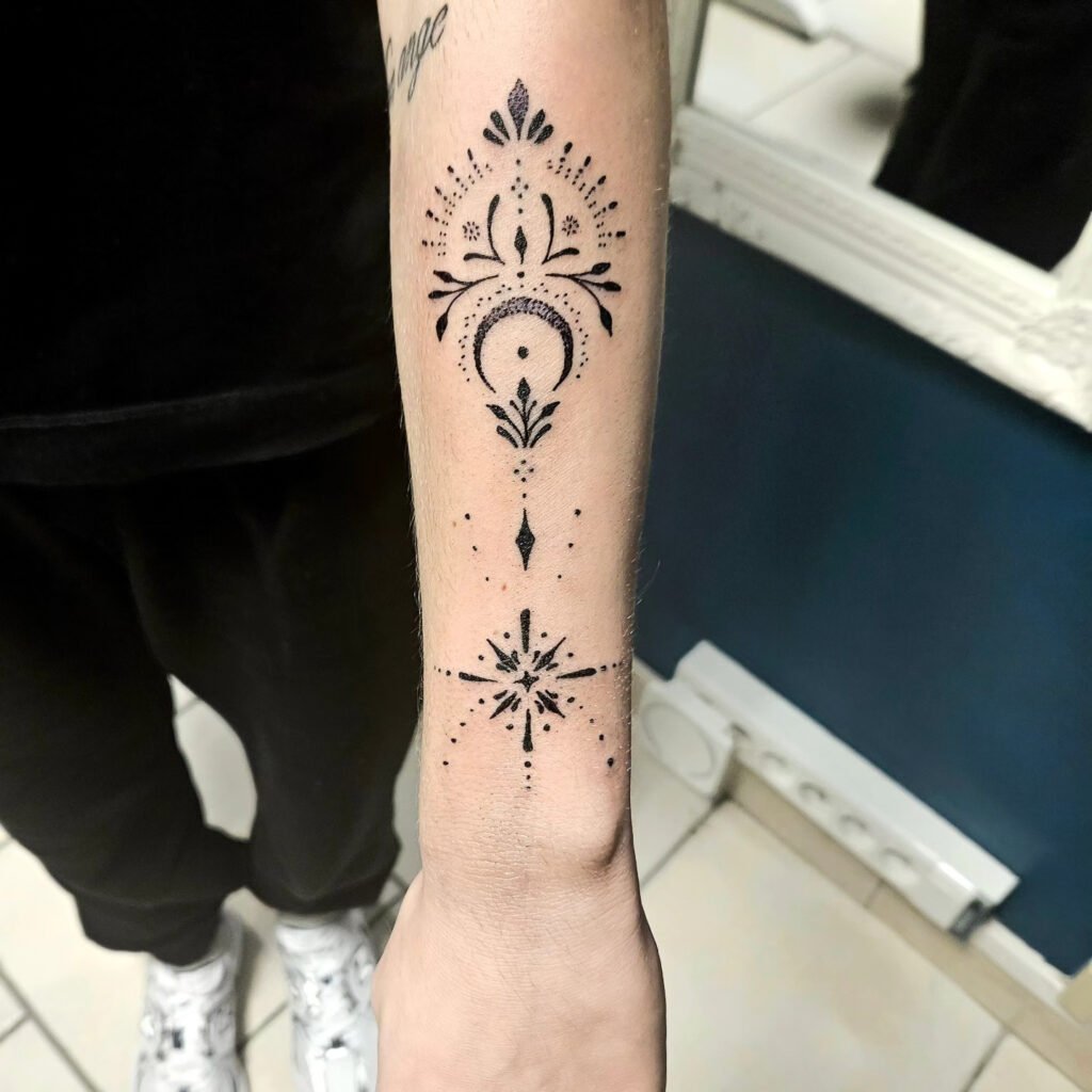 tatouages noir & gris avesnelles